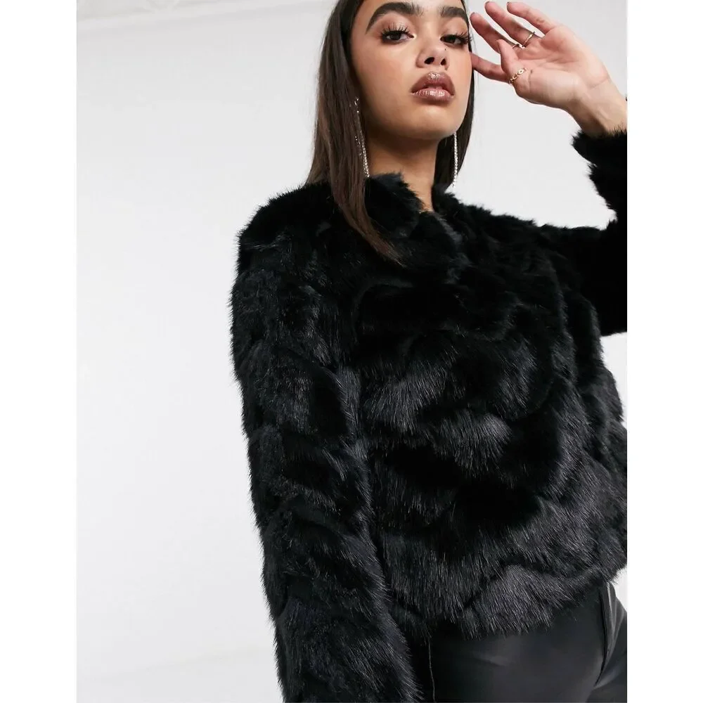 Elliatt Goldenseal textured faux fur jacket in black size L NWT$299 - Picture 2 of 5